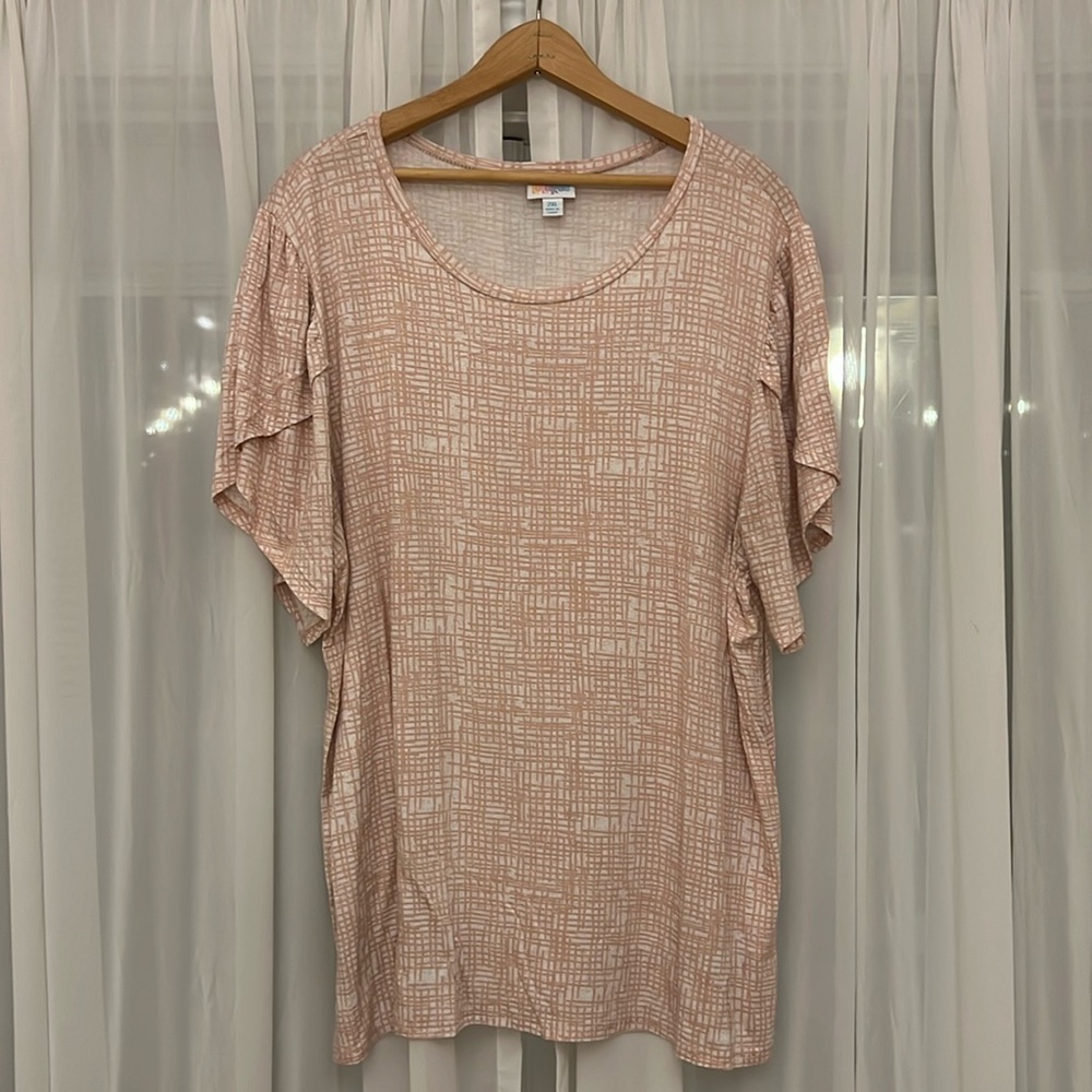 LuLaRoe- Olive tulip top size 2 XL